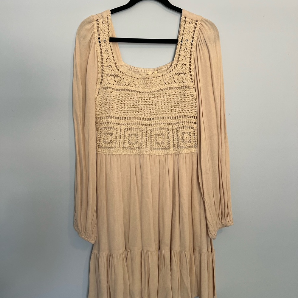 NWT Cream Crochet Detail Dress